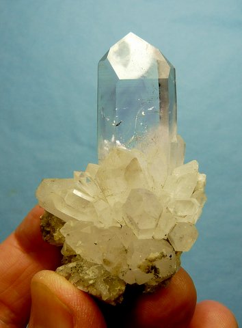 Quartz crystal on quartz crystal cluster