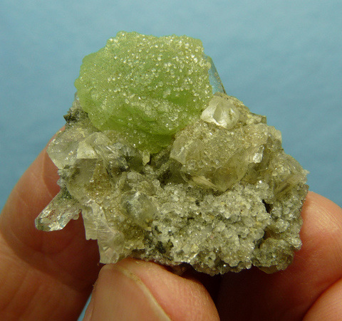 Male and female siamese twin quartz crystal group