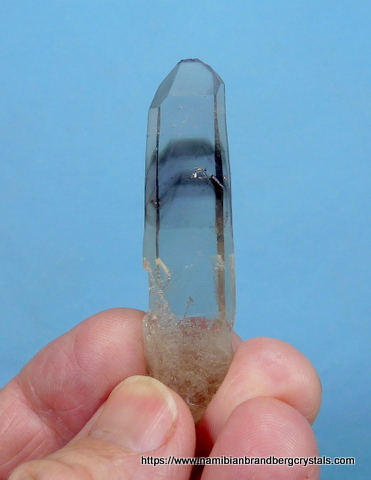 Quartz crystal with double phantoms